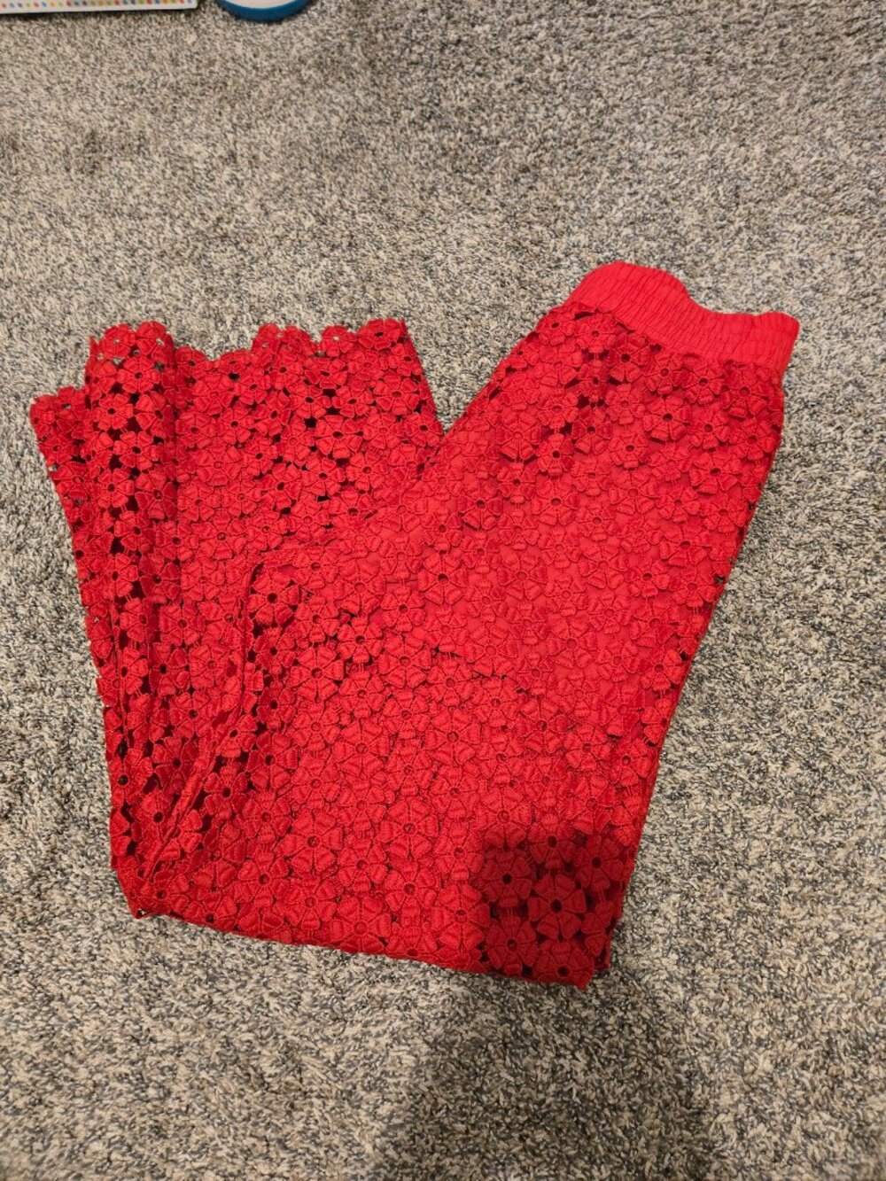 Waimari Christie Floral Eyelet Lace Ankle Pants Radiant Red L